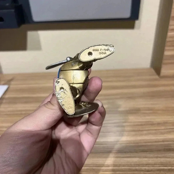 Vintage Fisher Price Castle Knights Lot of 2 1 Black Knight 1 Gold 2/2.25” 1993 - Picture 7 of 8